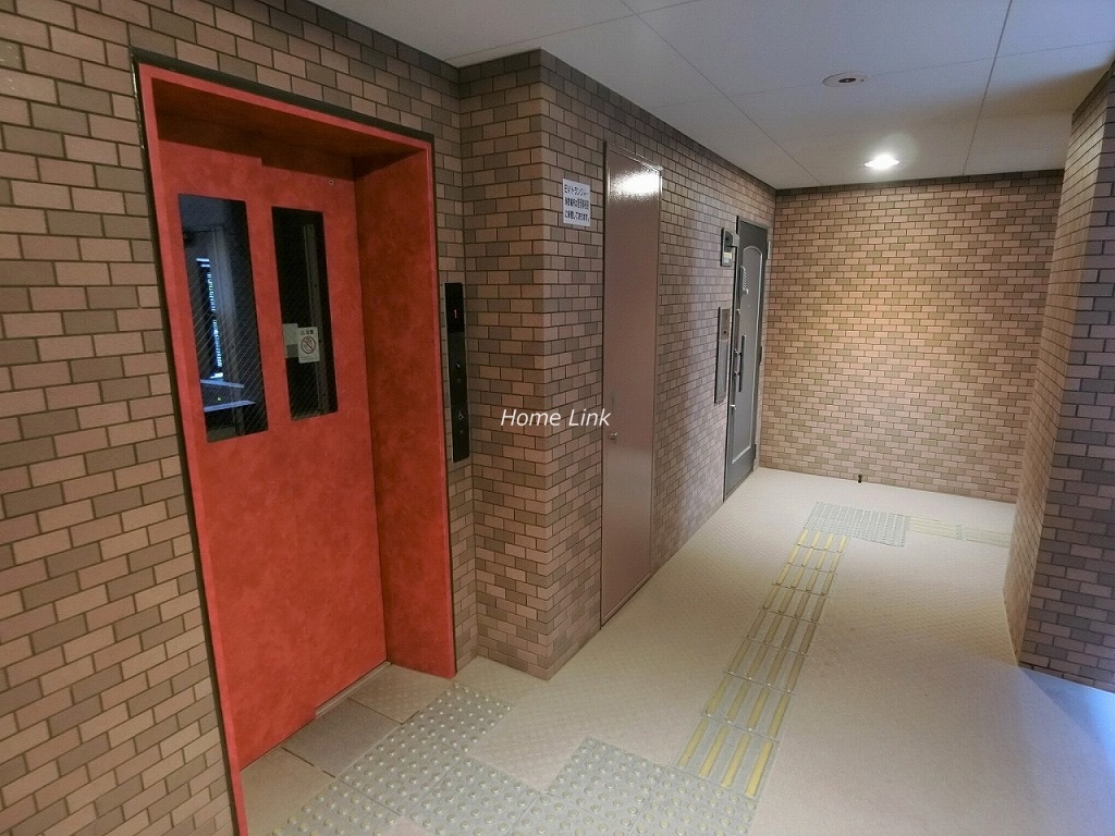 ライオンズマンション板橋本町第２　エレベーターホール